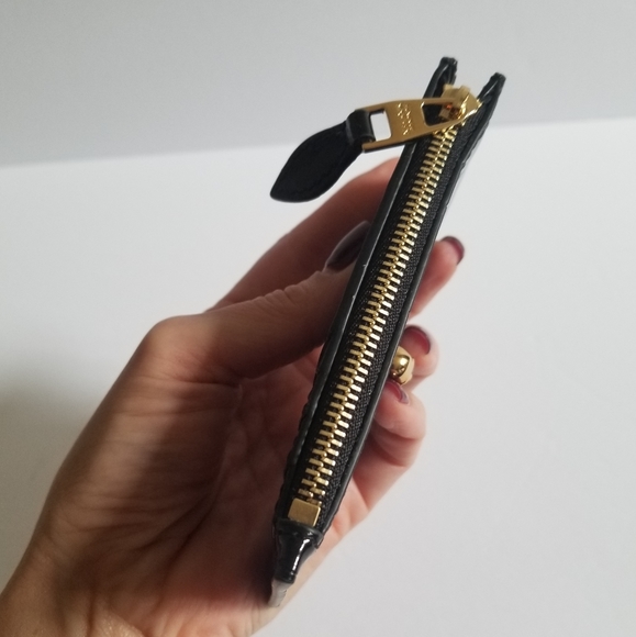 Alexander McQueen Croc-Embossed Leather Skull Card Holder Black Gold - Picture 8 of 8